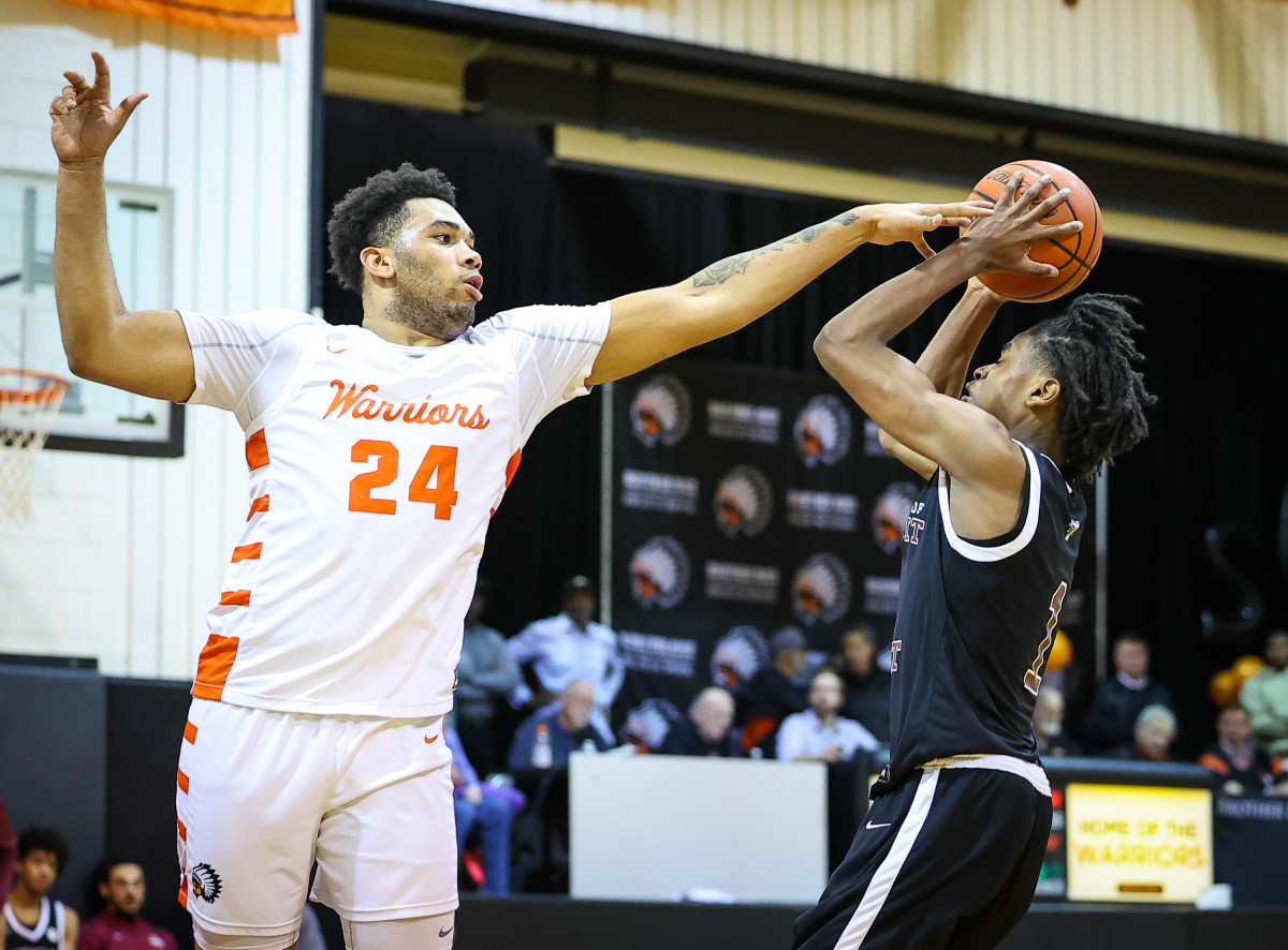 Michigan boys high school basketball: UD-Jesuit vs. Brother Rice from February 10, 2023